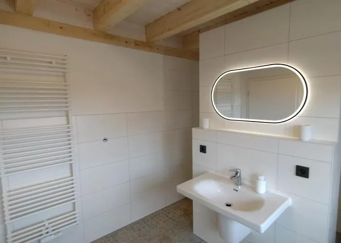 Grosszuegige Mit Weitem Ausblick アパート