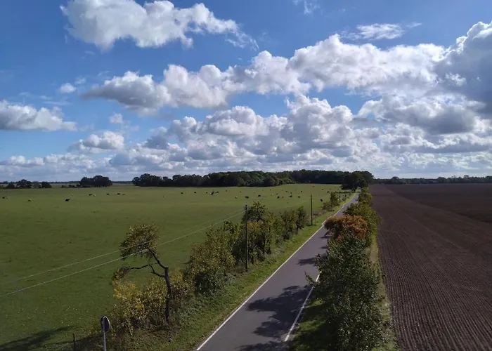 Grosszuegige Mit Weitem Ausblick アパート Lichtenberg (Brandenburg)